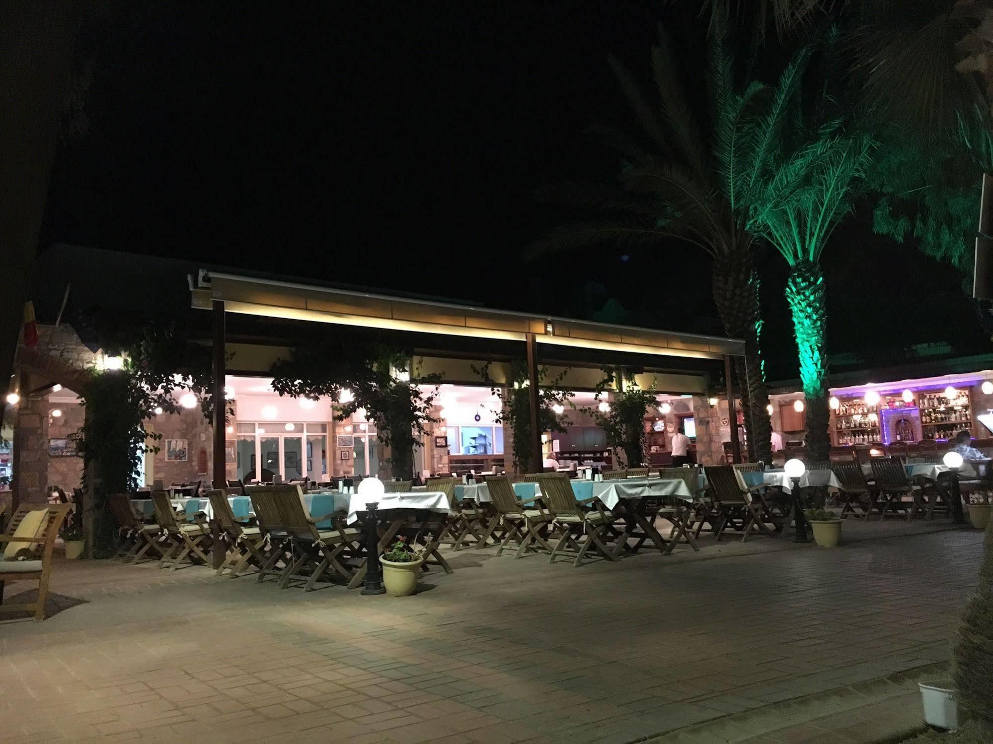 Toloman Hotel Bitez Beach Eksteriør billede